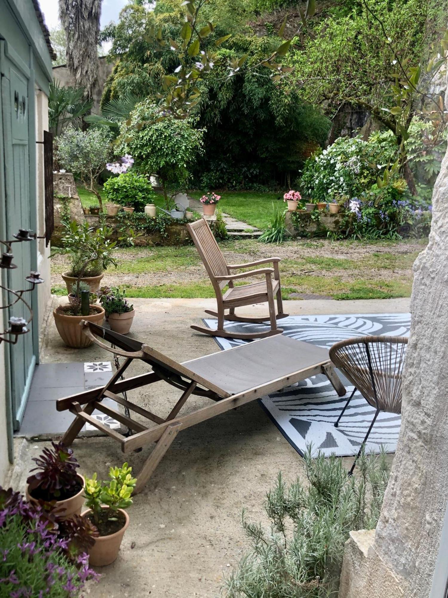 L'Heure Bleue Bed & Breakfast Saintes Eksteriør bilde